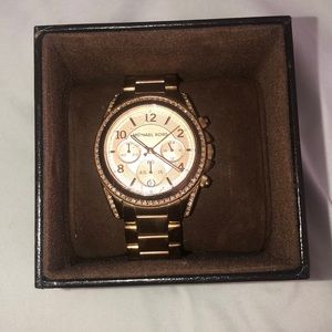 Michael Kors rose gold watch